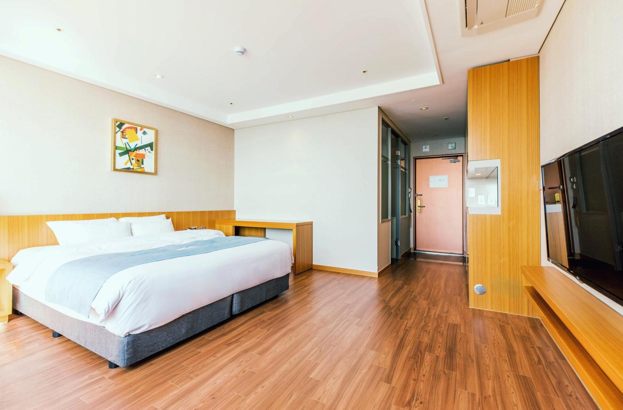 Hotel Solaire Порьон Екстер'єр фото