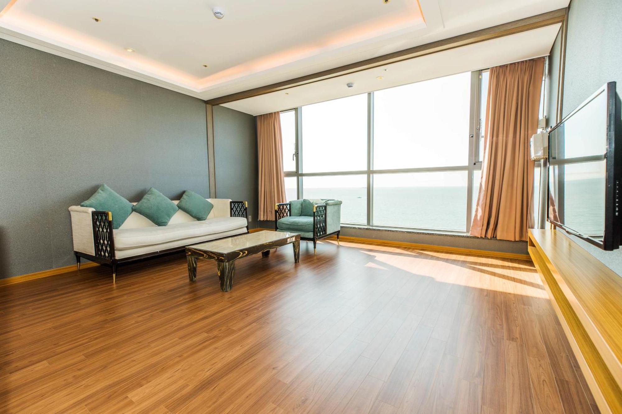 Hotel Solaire Порьон Екстер'єр фото